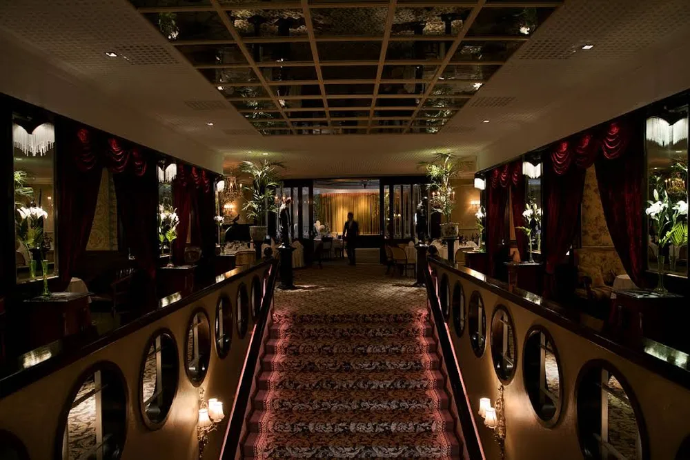 Gloria restaurant