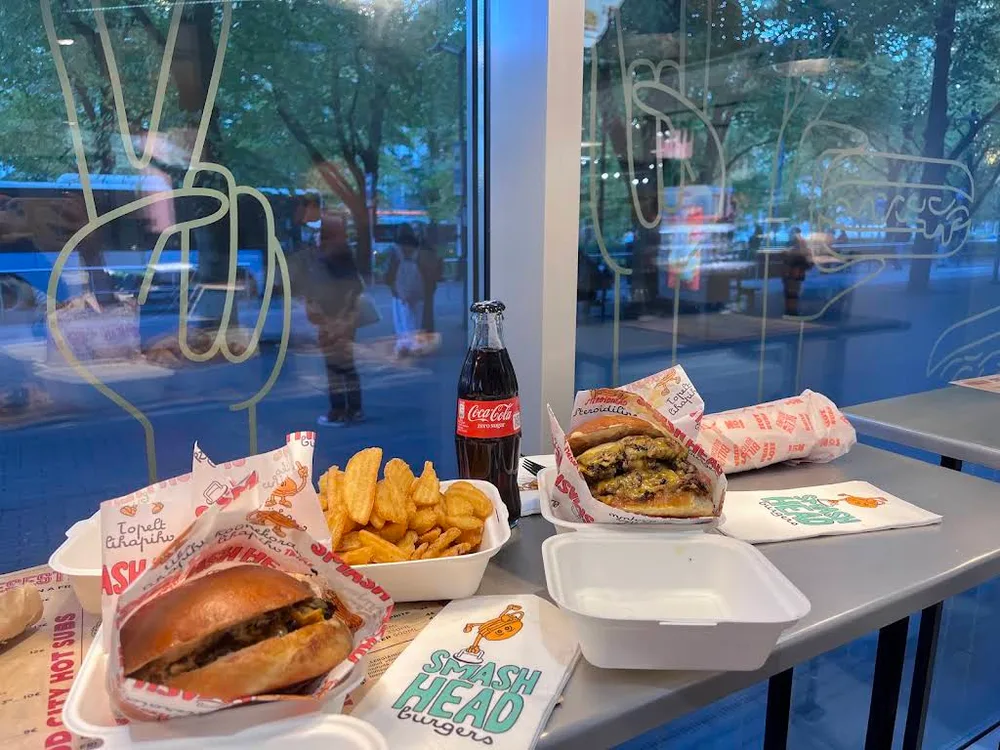 Smash Head Burger Solaris